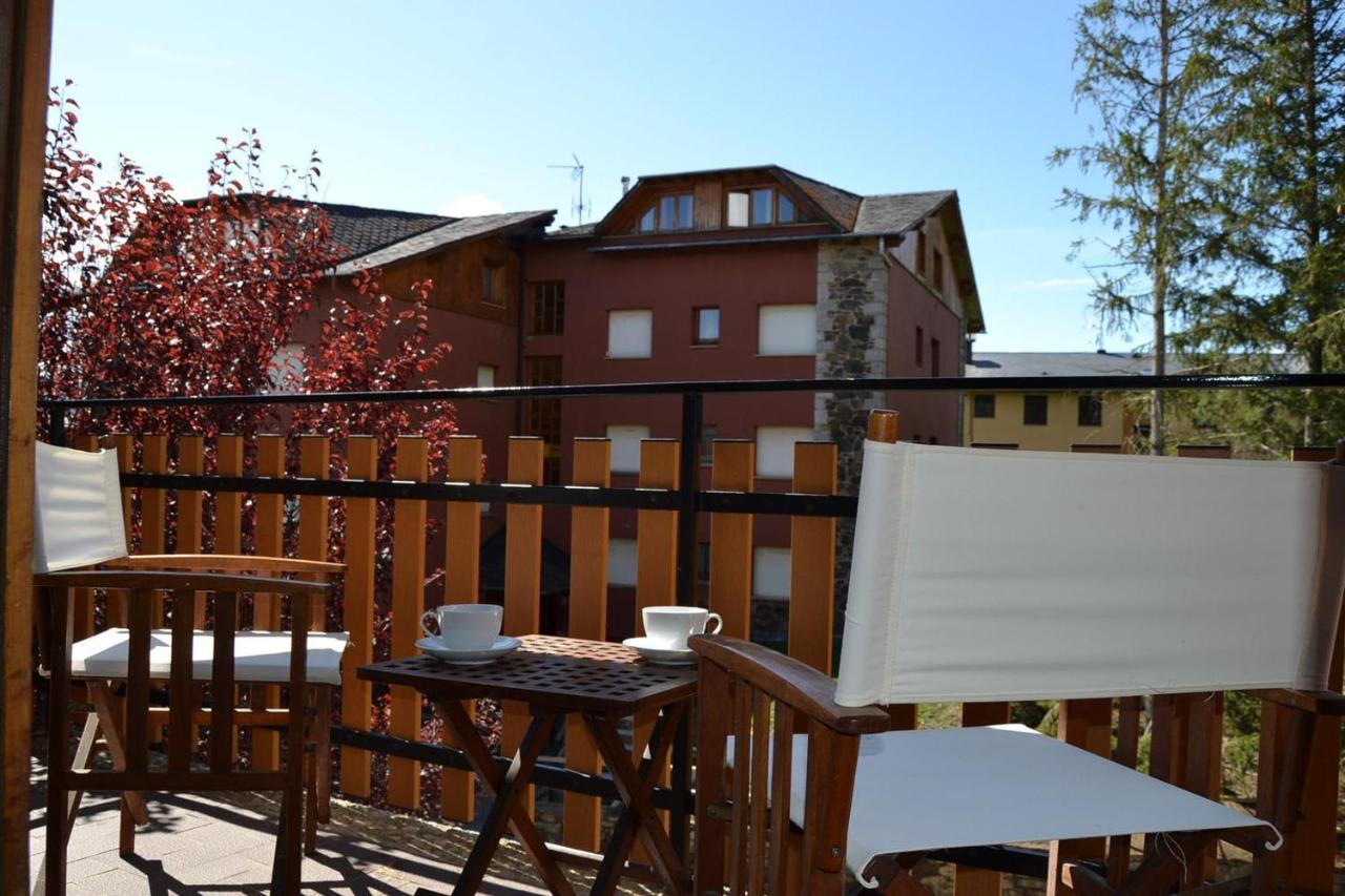 Amplio Apartamento Con Piscina En Llivia Exterior foto